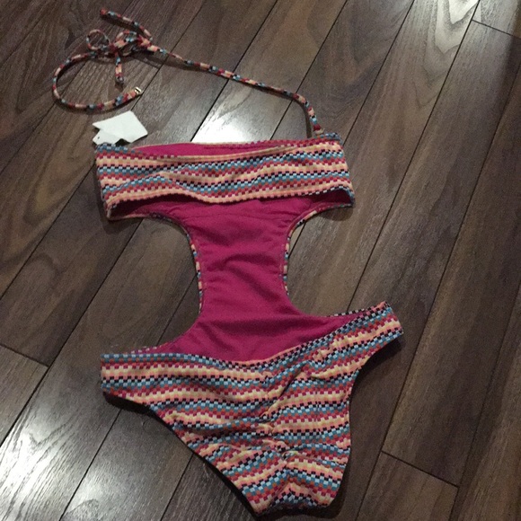 ROXY SWIM Bandeau Cut-Out One Piece Juniors - Picture 5 of 7